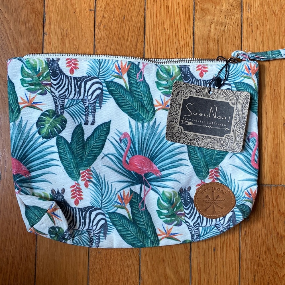 Tropical printed clutch - perfect for travel and the beach!